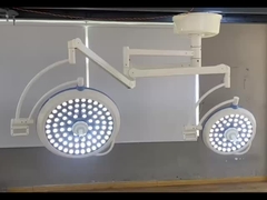 Luz LED cirúrgica de alta intensidade com brilho ajustável e redução de sombras
