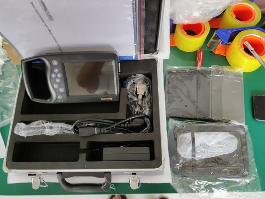 Handheld veterinary ultrasound scanner